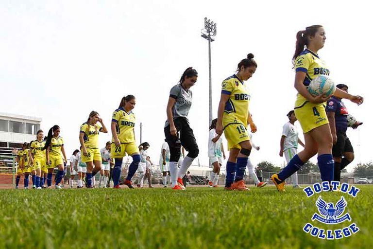 FUTBOL-FEMENINO-BOSTON-COLLEGE-LA-FARFANA