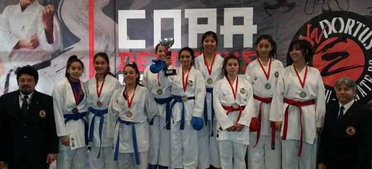 KARATE-BOSTON-COLLEGE-EN-COPA-PORTUS