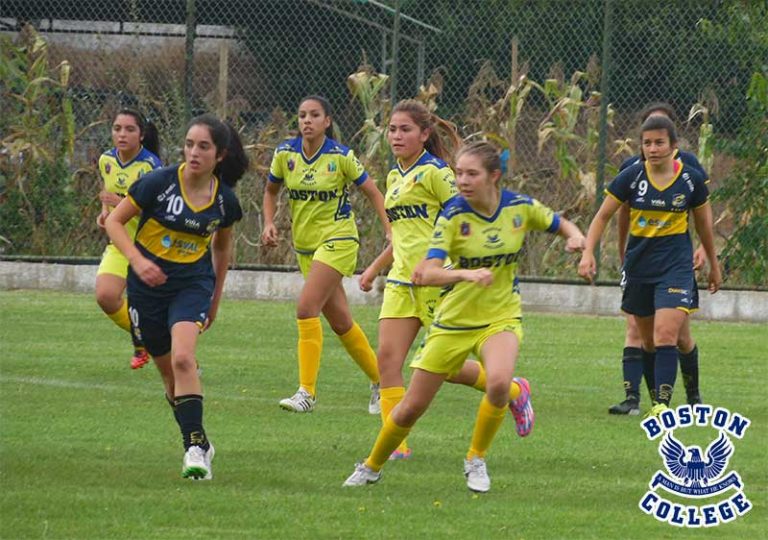 FUTBOL-FEMENINO---BOSTON-COLLEGE-VS-EVERTON-DE-VINA-DEL-MAR