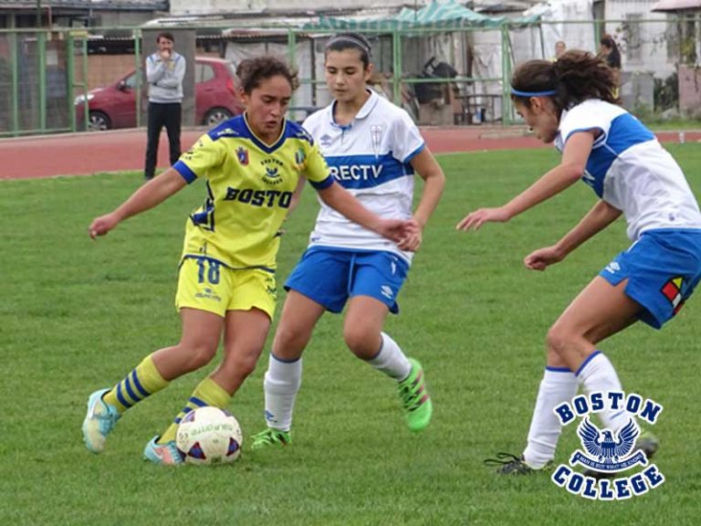 Futbol-Femenino---Boston-College-vs-UC