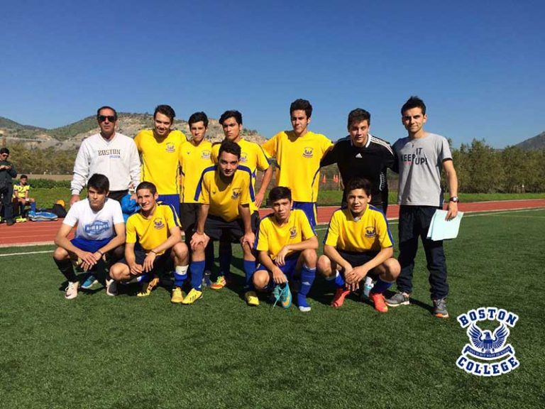 futbol-boston-college-huechuraba-copa-soprole-2016