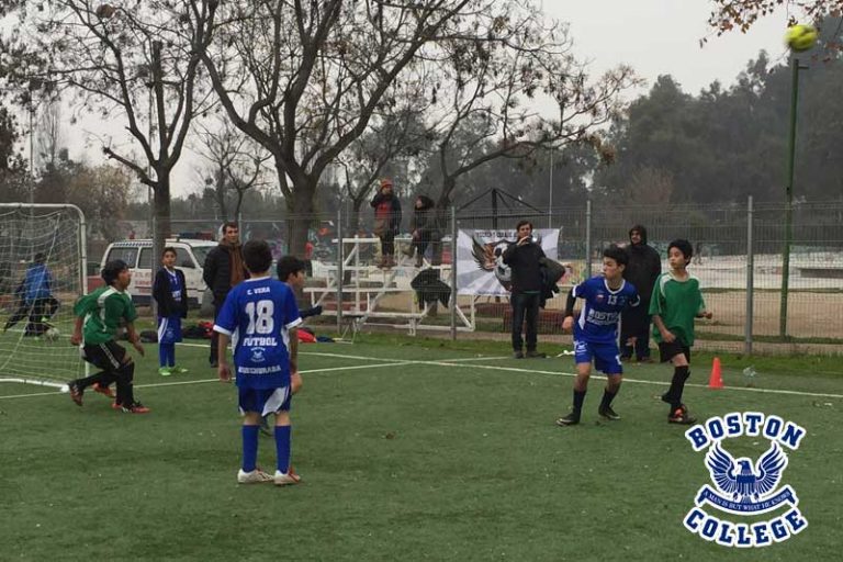 Futbol-Escolar---Copa-Chevrolet-2016---Boston-College-Huechuraba-1