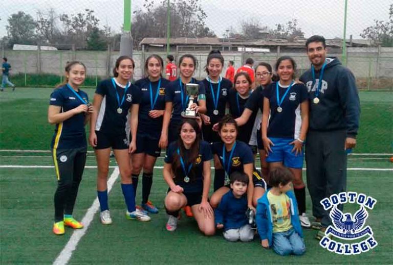 FUTBOL-FEMENINO-BOSTON-COLLEGE-HUECHURABA