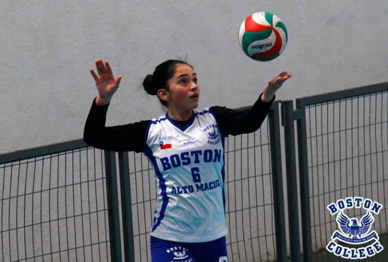 daniela-carreno---voleibol-escolar-boston-college-alto-macul