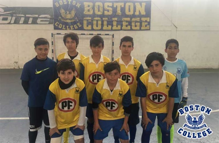 futsal-basica---boston-college-la-farfana