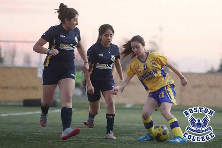 boston-2016-futbolito-fem-pedro-de-valdivia-boston-vs-preciosas