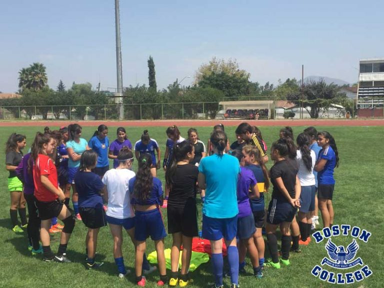 futbol-boston-college-chile