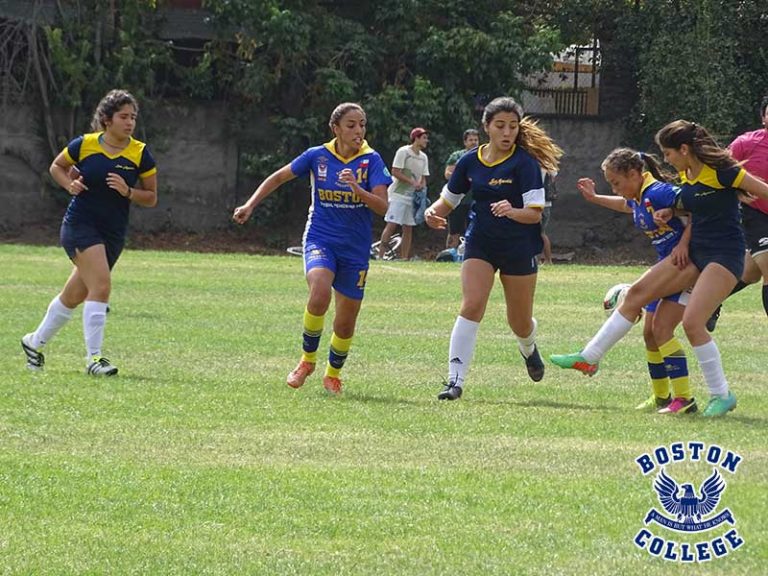 FUTBOL-FEMENINO-BOSTON-COLLEGE-LA-FARFANA---COPA-SOPROLE
